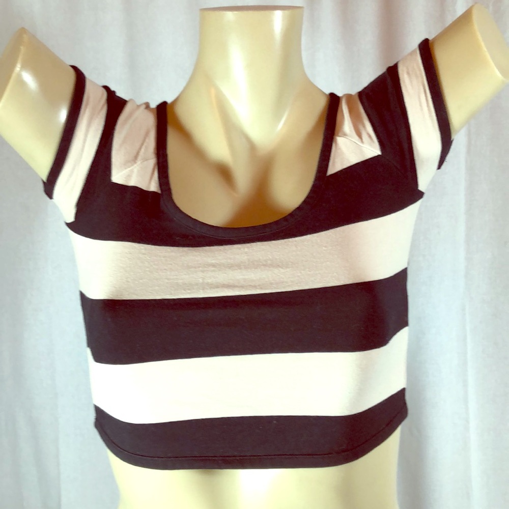Forever 21 Crop Top size S